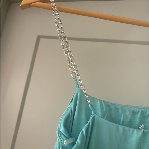 New with Tags Yareli Fashion Nova Mini Dress - Picture 4 of 6